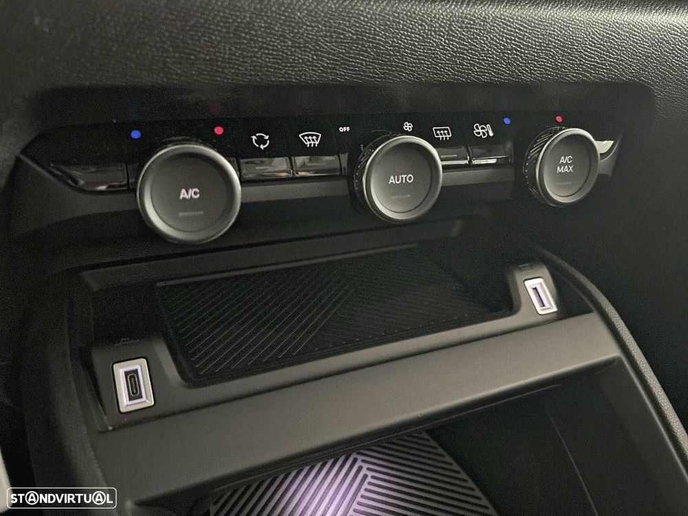 Citroën C4 X 1.2 Hybrid Plus e-DSC6 - 19