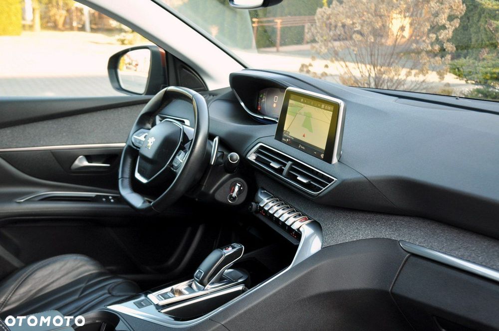 Peugeot 3008 - 18