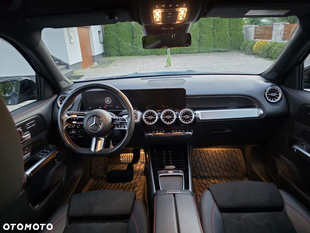 Mercedes-Benz GLB 220 d 4-Matic AMG Line 8G-DCT - 8