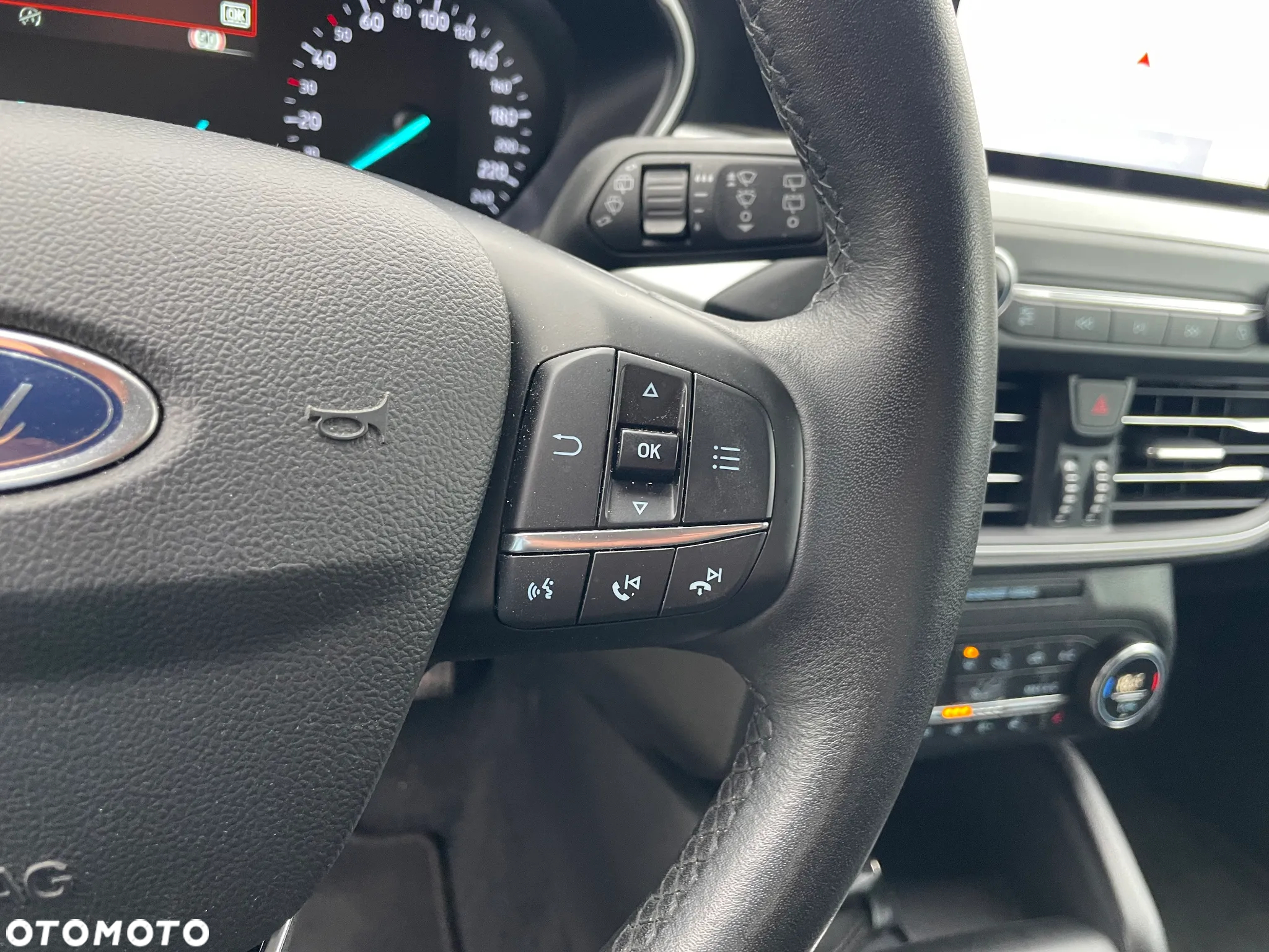 Ford Focus 1.5 EcoBlue Start-Stopp-System TITANIUM - 15