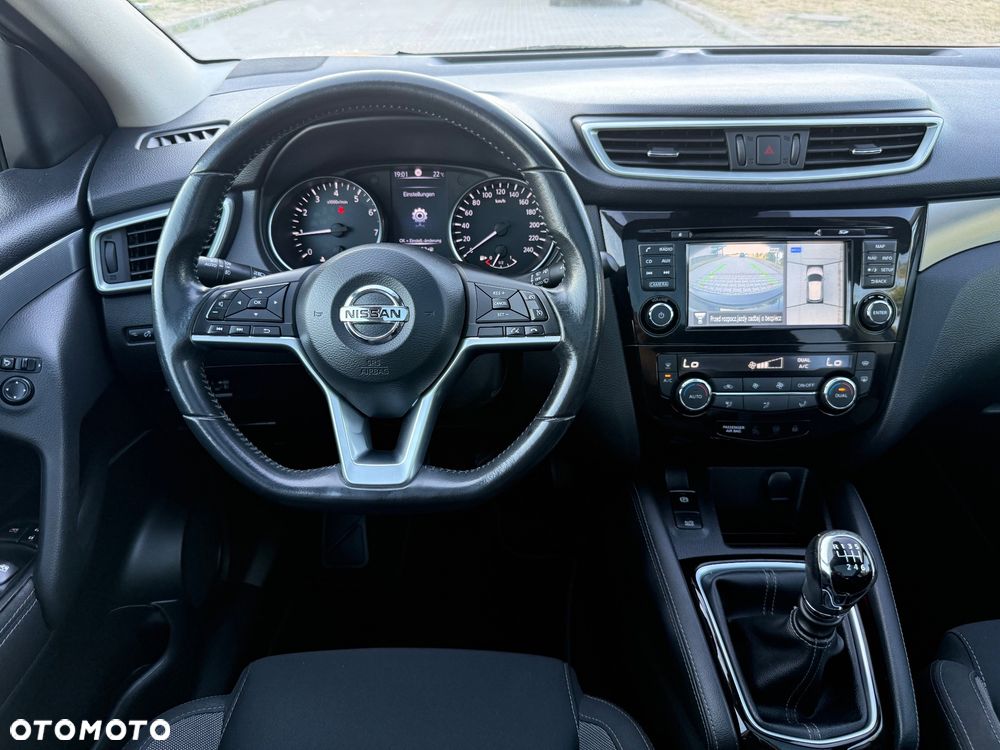 Nissan Qashqai 1.2 DIG-T Tekna - 24