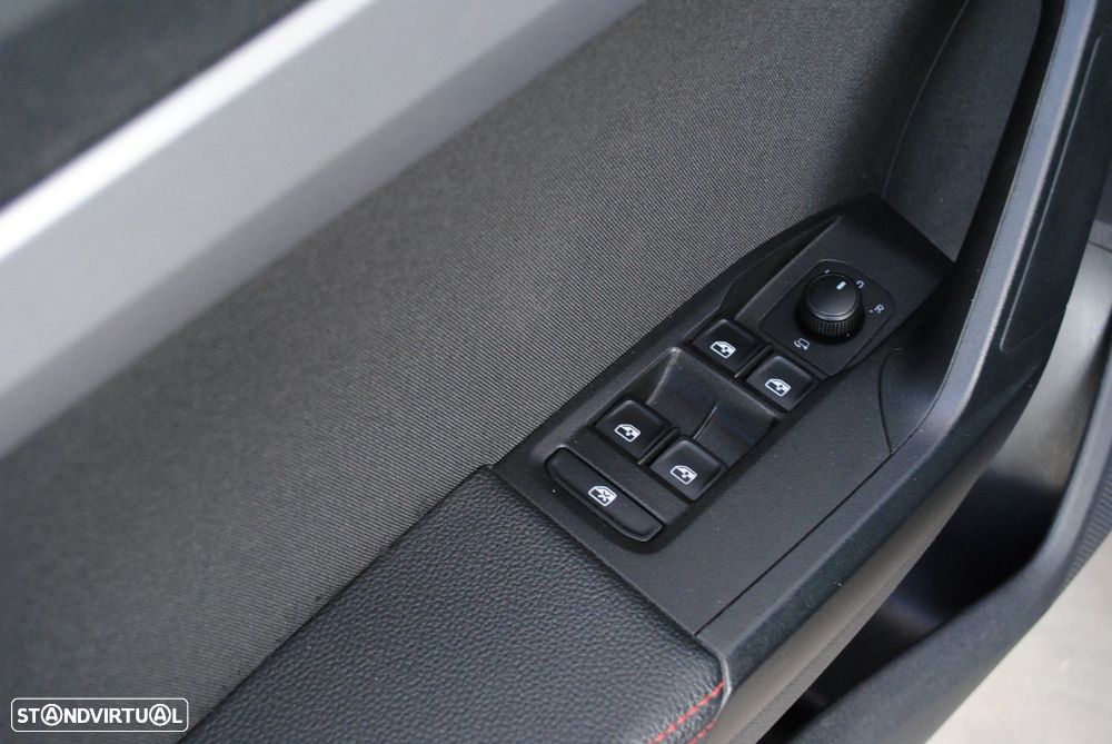 SEAT Arona 1.0 TSI FR - 36