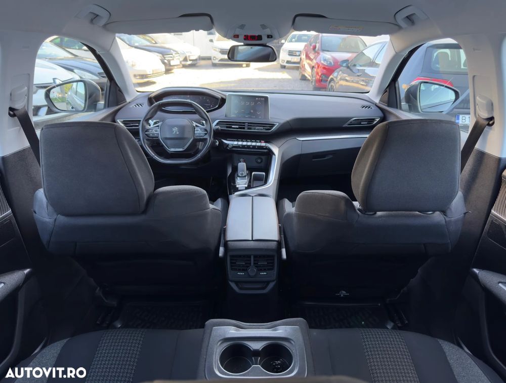 Peugeot 3008 1.5 BlueHDI S&S EAT8 Allure - 11