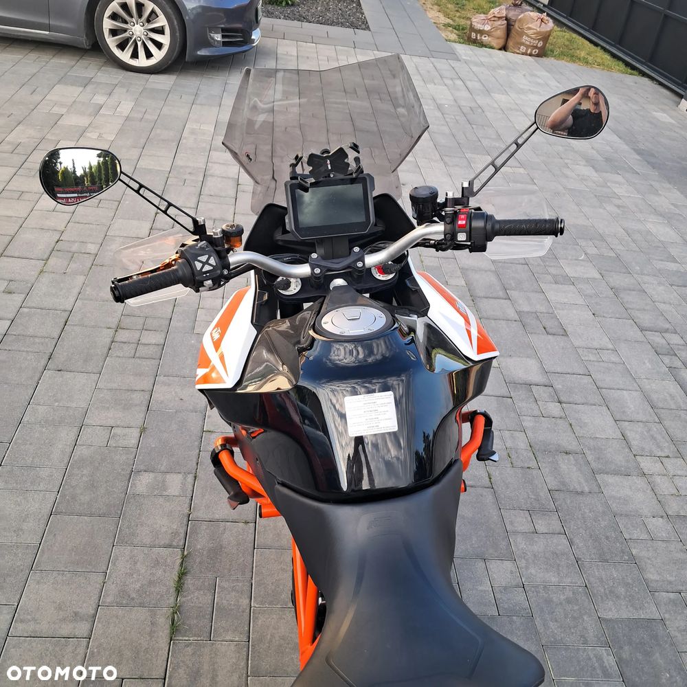 KTM Super Duke - 11