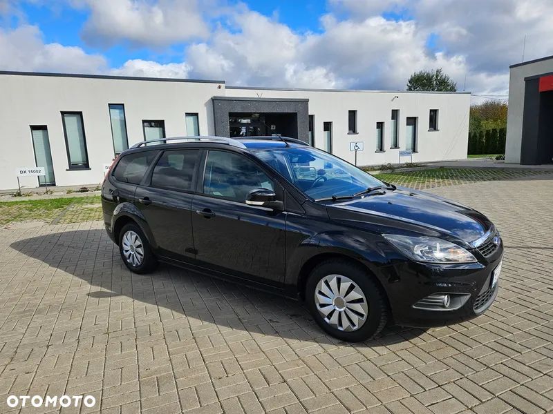 Ford Focus 1.8 FF Ambiente - 11