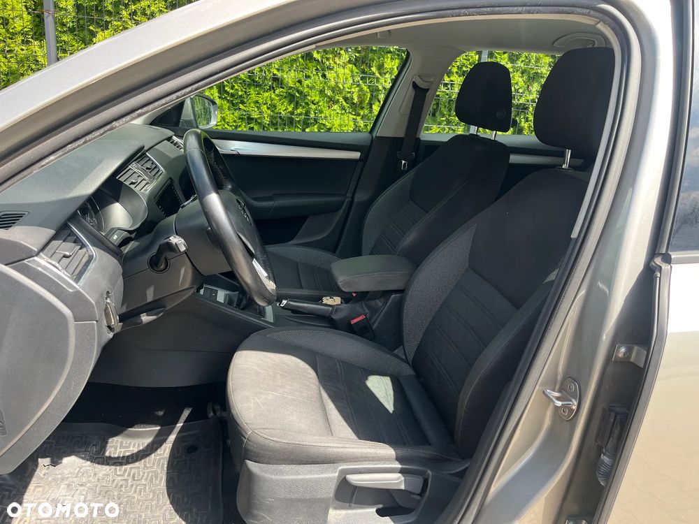 Skoda Octavia 1.4 TSI Ambition - 12