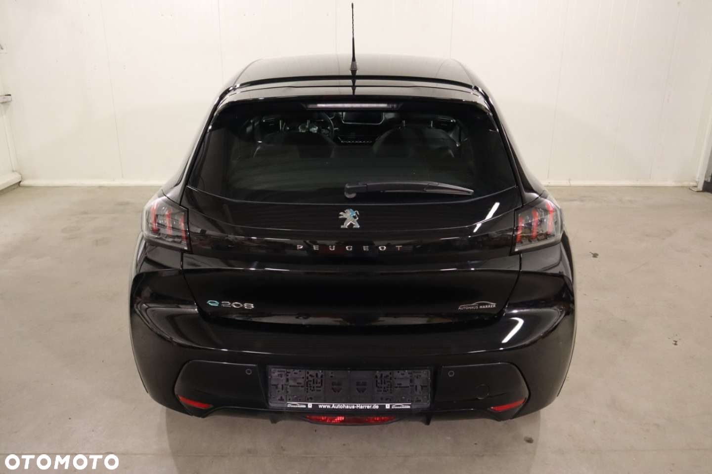 Peugeot 208 e-208 Allure - 3