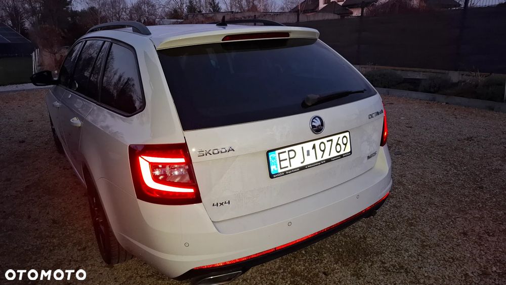 Skoda Octavia 2.0 TDI 4x4 RS DSG - 17