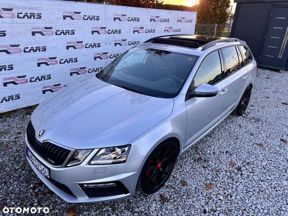 Skoda Octavia Combi 2.0 TDI DSG RS - 10
