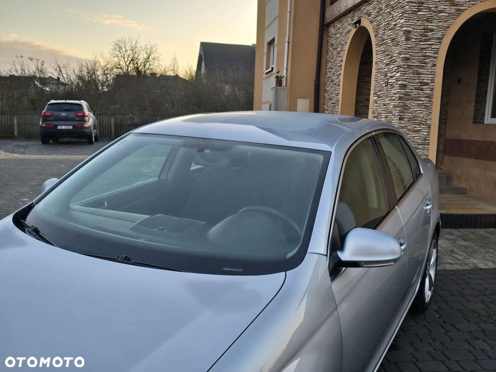 Volkswagen Jetta 1.6 United - 5