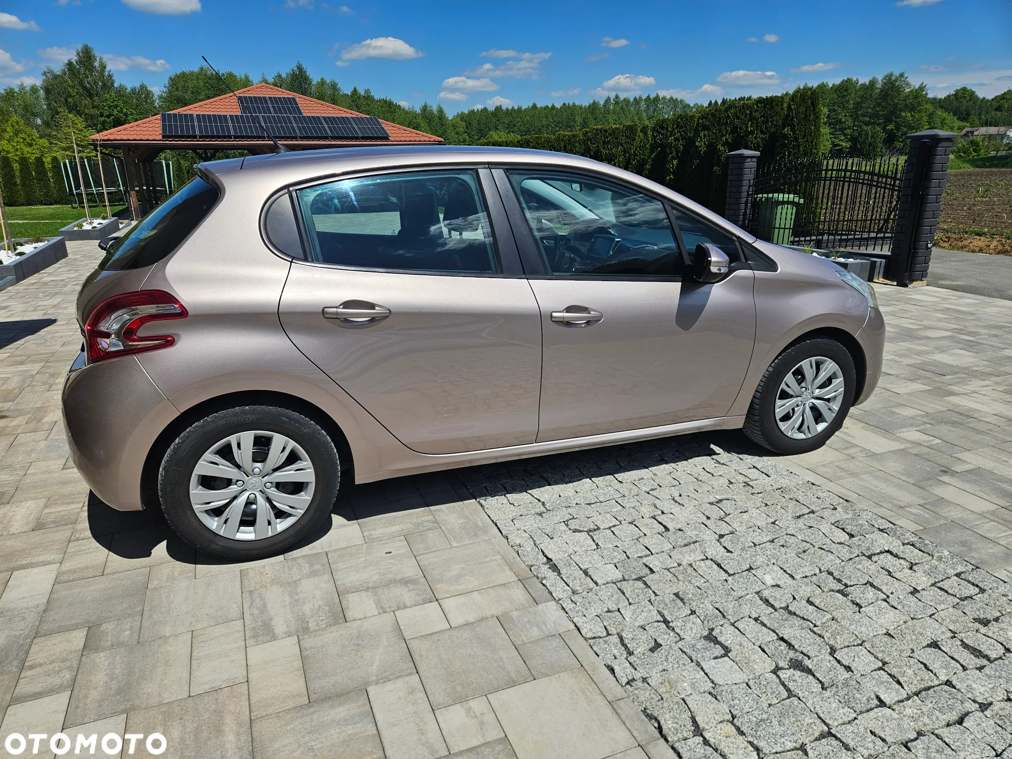Peugeot 208 1.2 PureTech GPF Allure S&S - 10