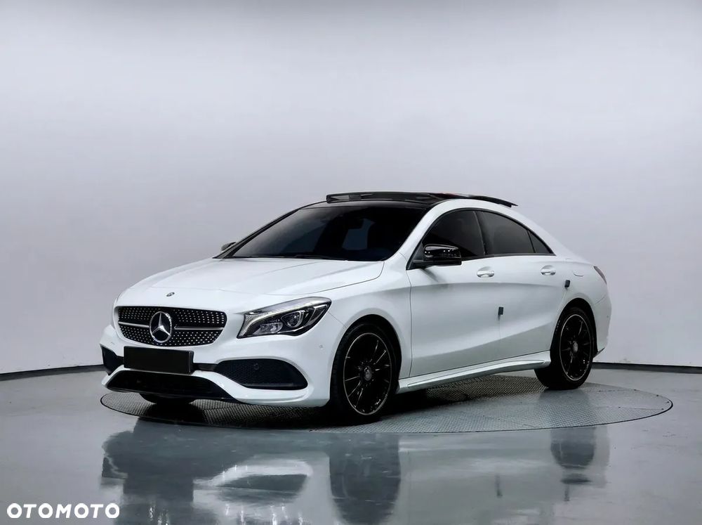 Mercedes-Benz CLA - 2