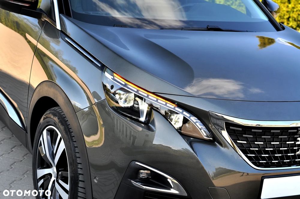 Peugeot 3008 1.2 PureTech Allure S&S EAT8 - 4