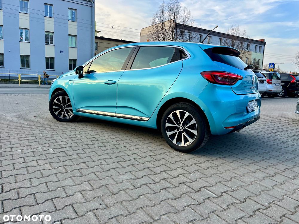 Renault Clio - 25