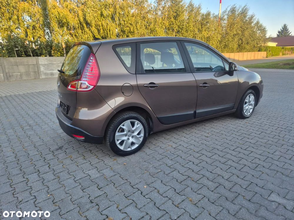 Renault Scenic - 8