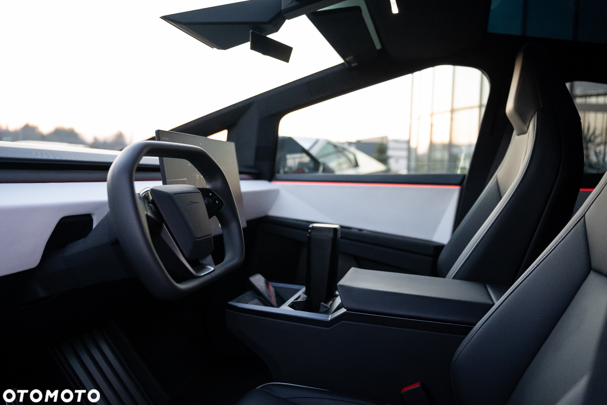 Tesla Cybertruck - 26