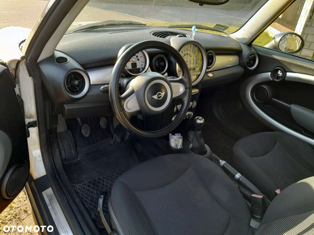MINI Cooper - 5