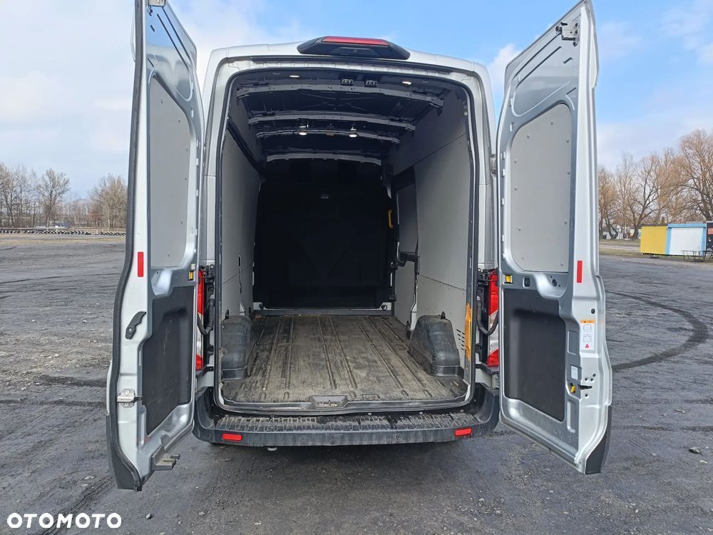 Ford Transit - 2