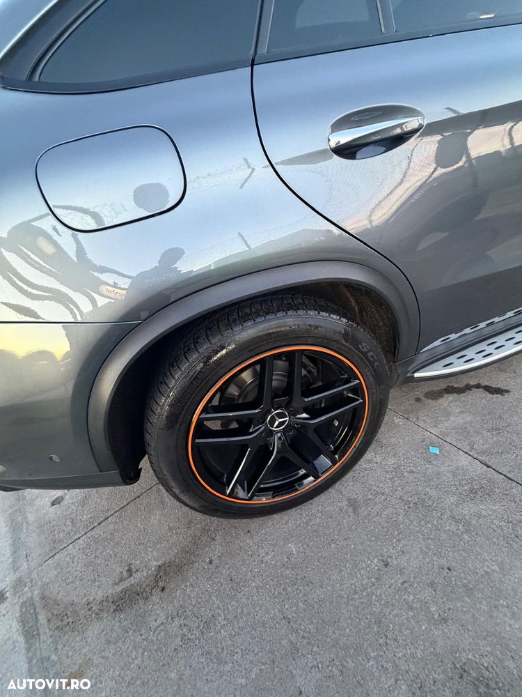 Mercedes-Benz GLE AMG 43 4Matic 9G-TRONIC AMG Line - 9