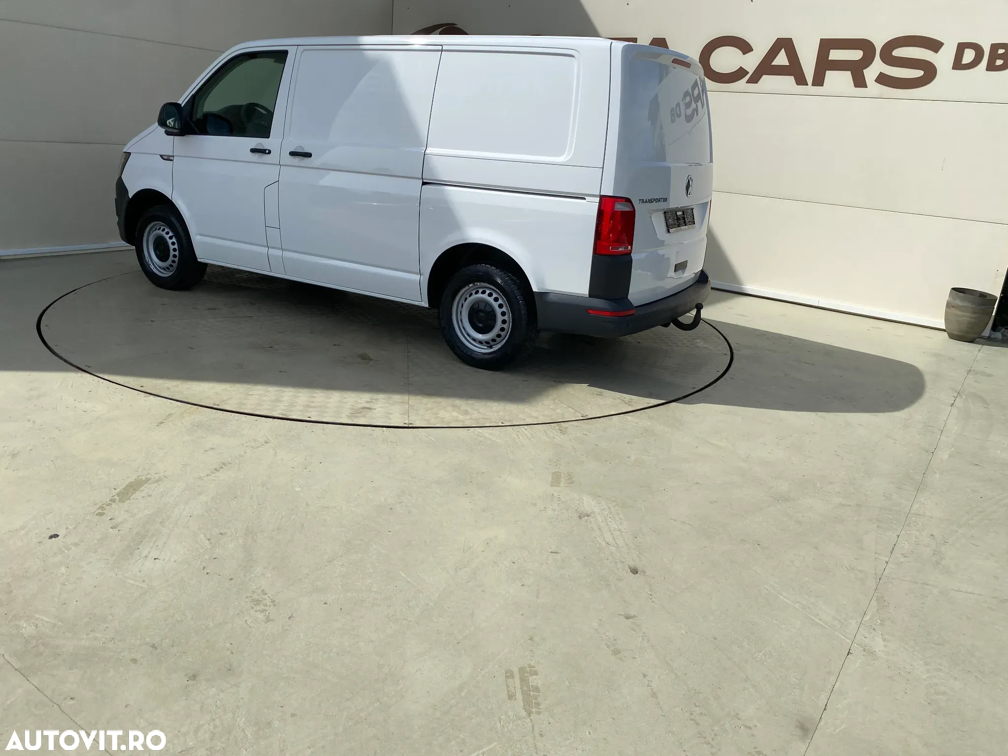 Volkswagen Transporter 2.0TDI 2CULISANTE - 9