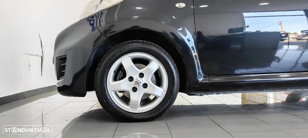 Peugeot 107 1.0 Urban - 11