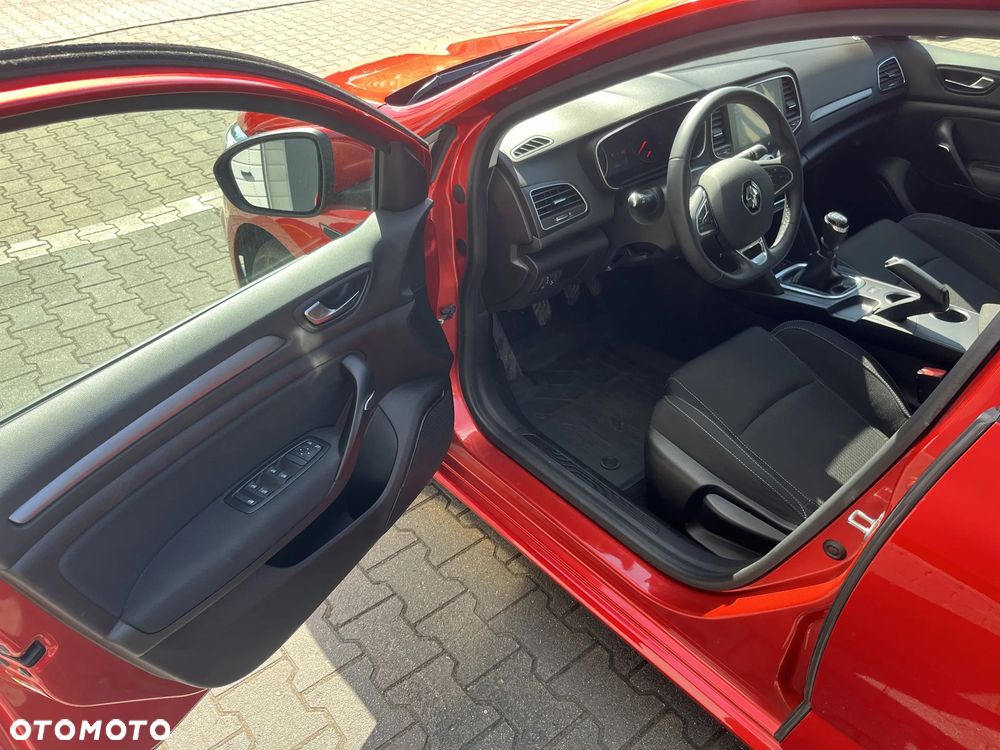 Renault Megane 1.3 TCe FAP Zen - 10