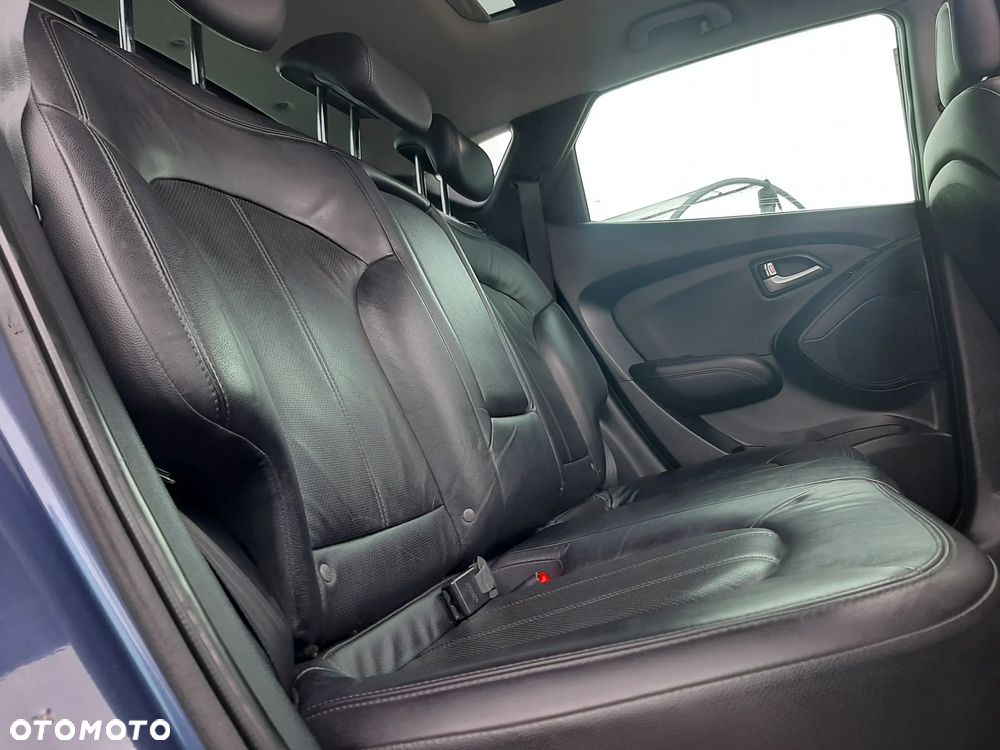 Hyundai ix35 2.0 4WD Style - 21