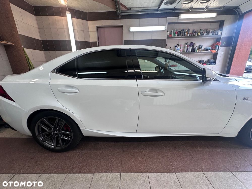 Lexus IS 250 F Sport - 6