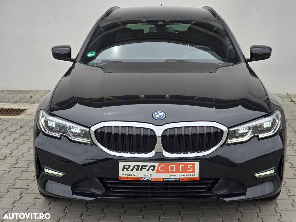 BMW Seria 3 330e xDrive AT PHEV - 13
