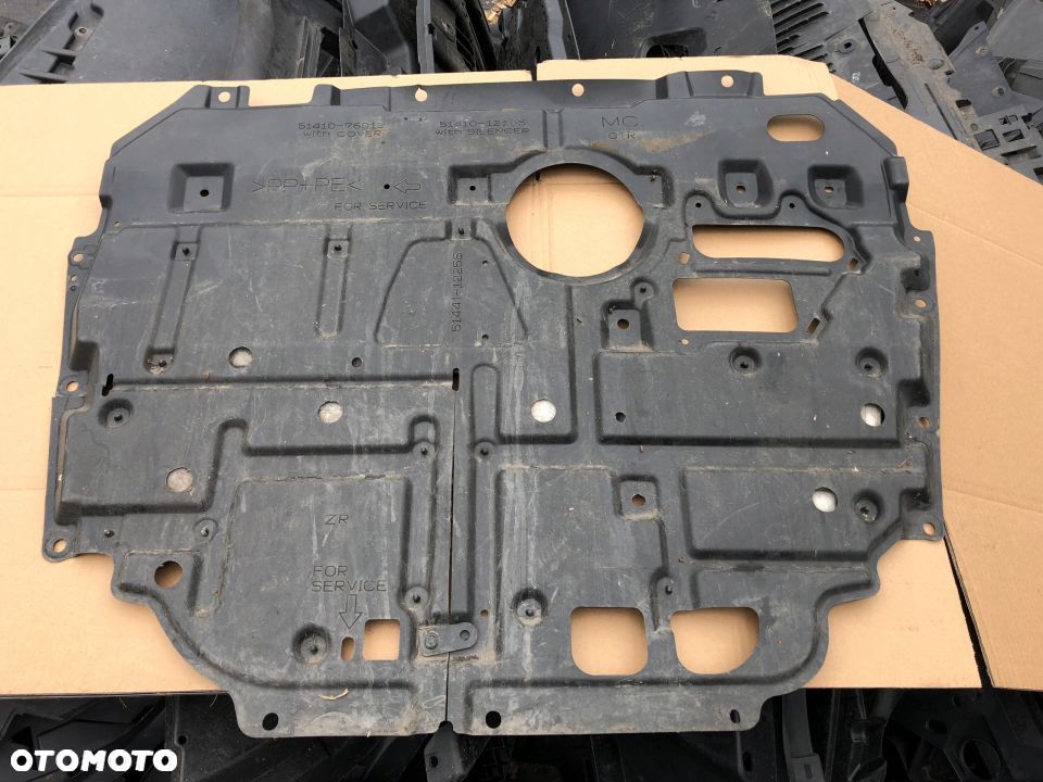 Osłona pod silnik Toyota Prius III 09-15 Oryginał - 1
