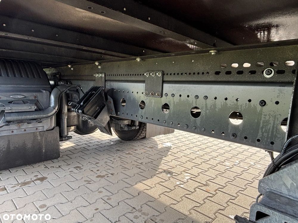 Mercedes-Benz ATEGO 1524  EURO 6 (1527, 1530) kontener z windą , idealny stan , z Niemiec - 13
