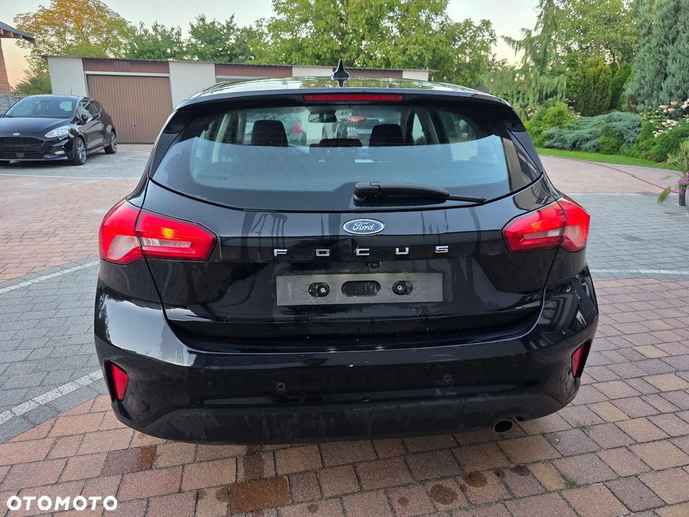 Ford Focus 1.0 EcoBoost Hybrid ACTIVE - 4