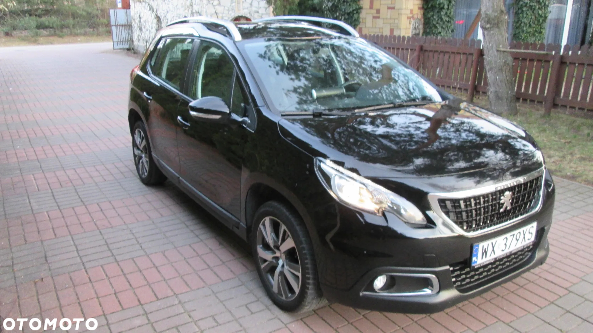 Peugeot 2008 PureTech 82 Allure - 3