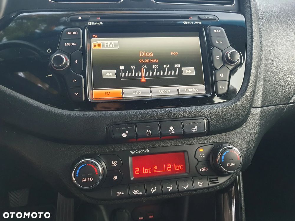 Kia Ceed 1.6 GDI SW Dream Team Edition - 16