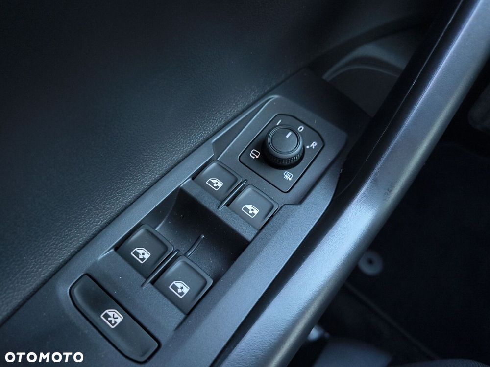 Volkswagen Polo 1.0 TSI Life Plus DSG - 25