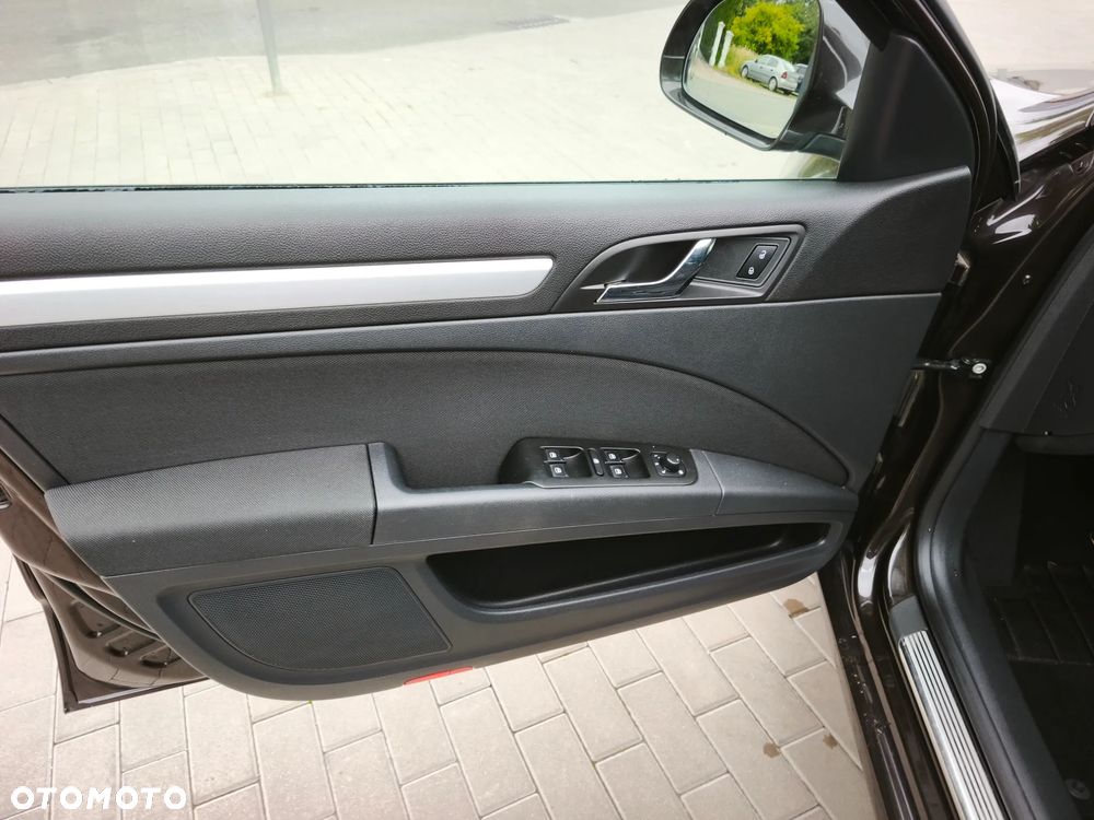 Skoda Superb 1.6 TDI GreenLine - 11