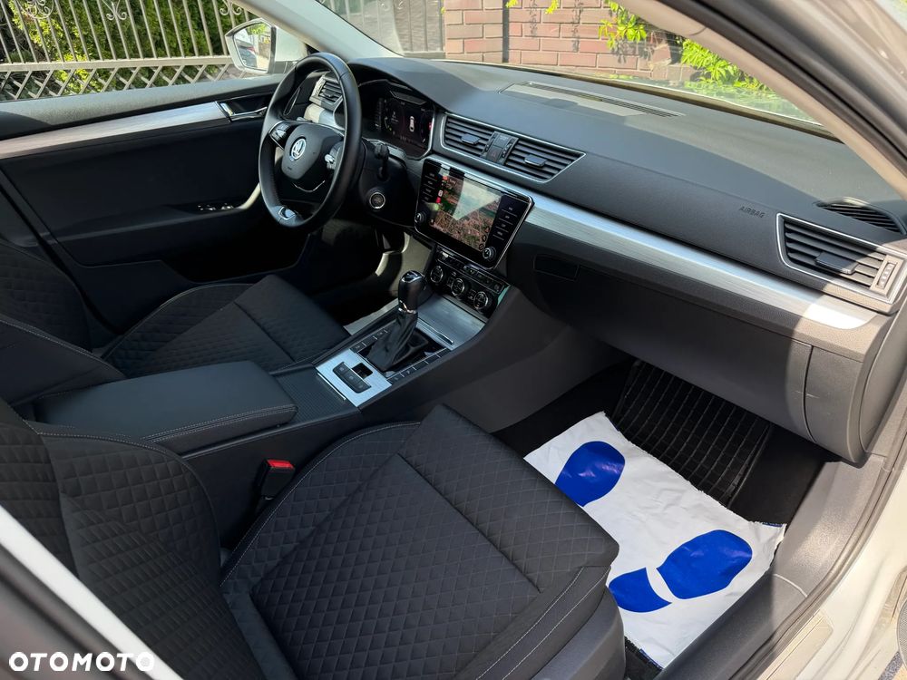 Skoda Superb 2.0 TDI SCR Ambition DSG - 12