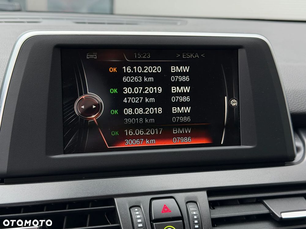 BMW Seria 2 218d Sport-Aut Advantage - 32