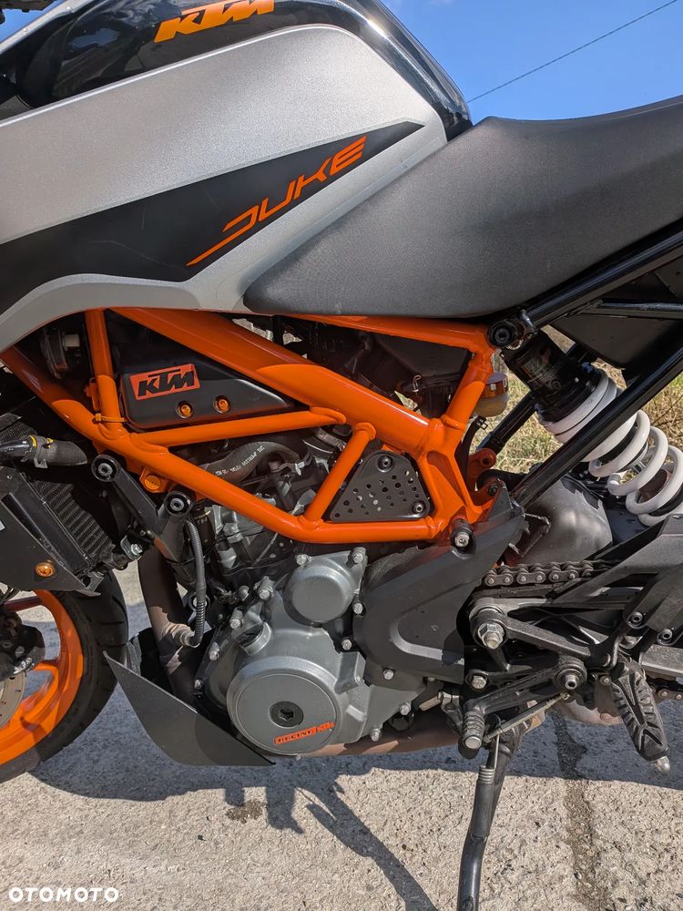 KTM Duke - 11