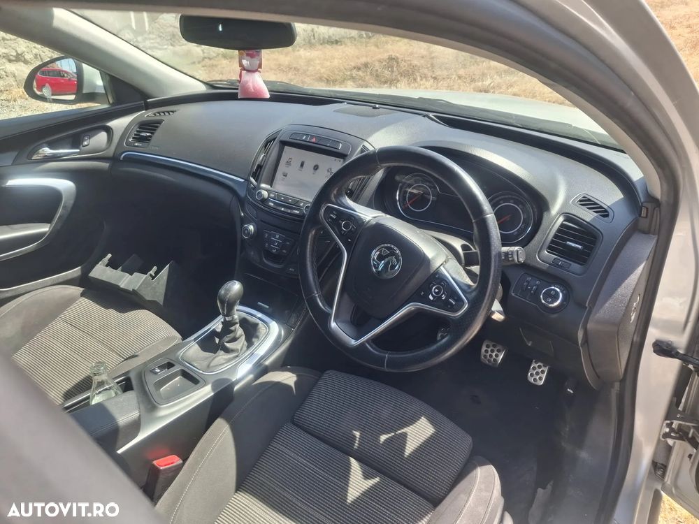 Opel Insignia - 4