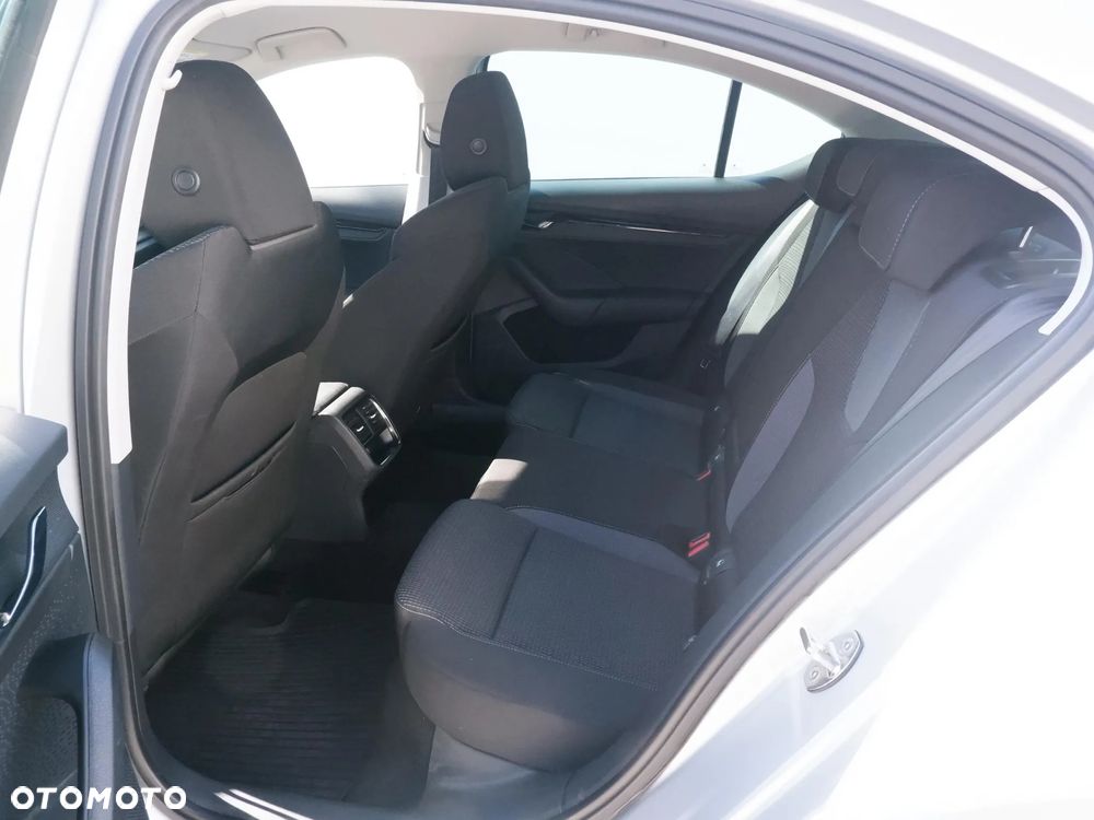 Skoda Octavia 1.5 TSI ACT Ambition - 13