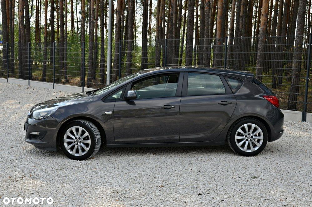 Opel Astra - 14