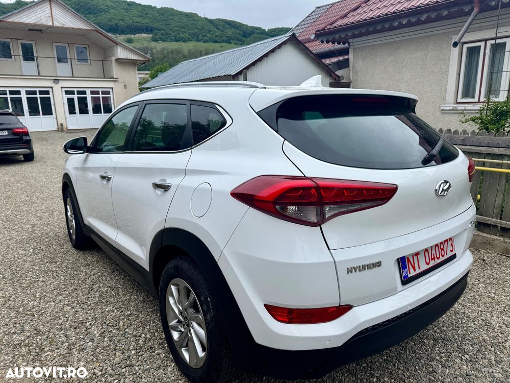 Hyundai Tucson - 4
