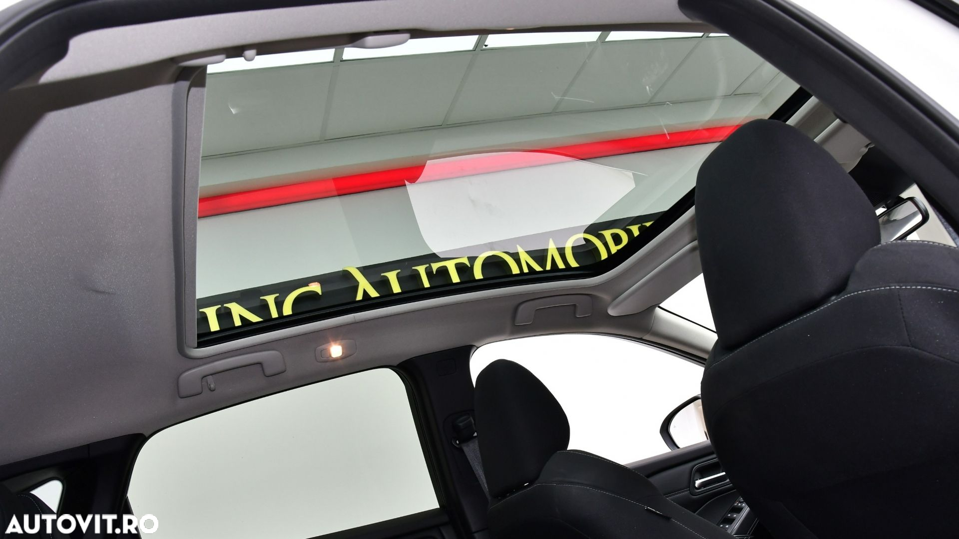 Nissan Qashqai 1.3 l Mild-Hybrid X-Tronic Tekna - 12