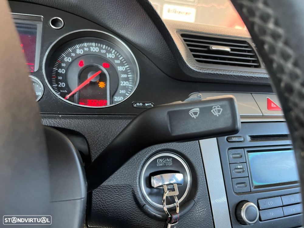 VW Passat 2.0 TDI Highline - 20