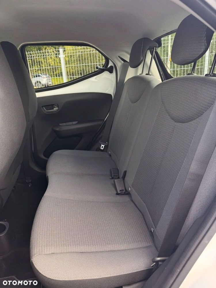 Toyota Aygo - 11