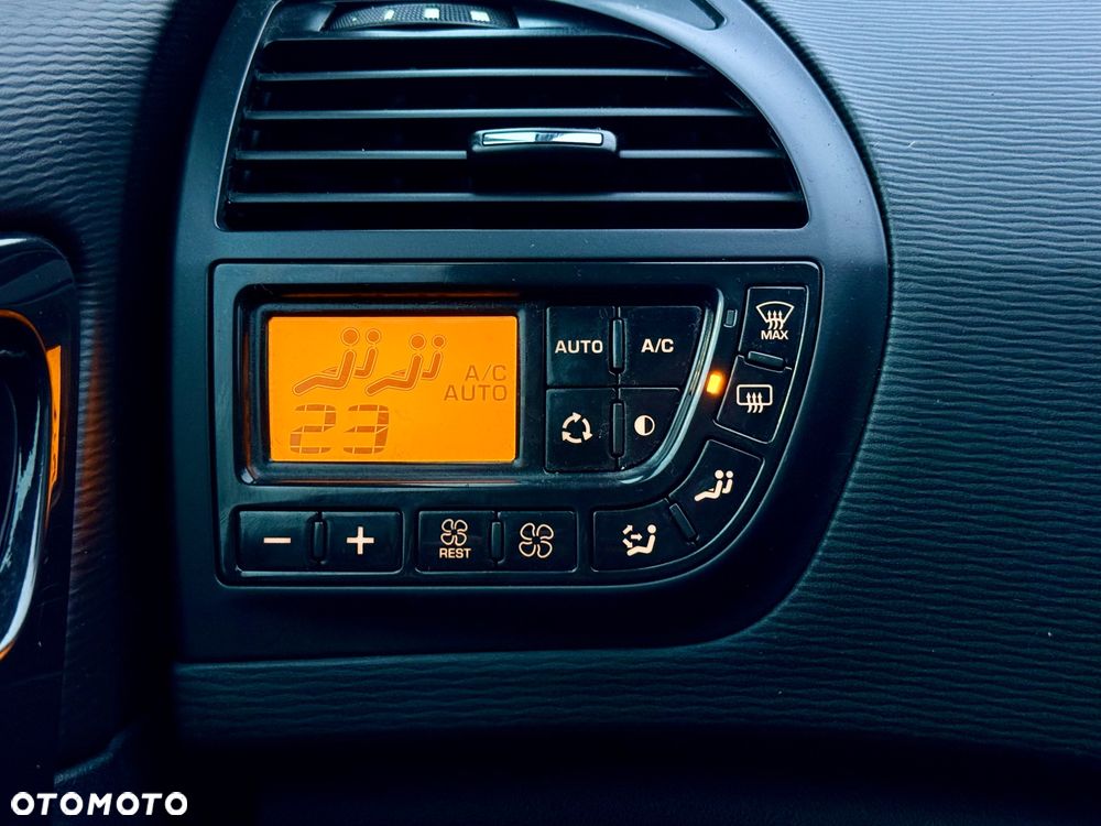 Citroën C4 Picasso 2.0 HDi Exclusive - 19