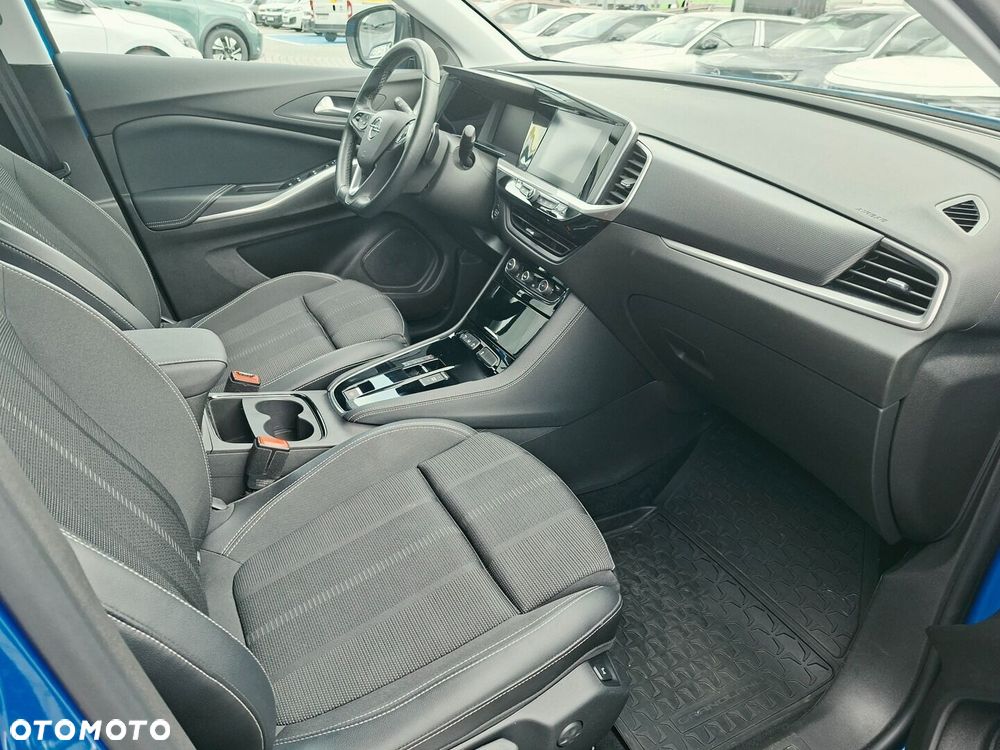 Opel Grandland 1.2 T Business Elegance S&S - 18
