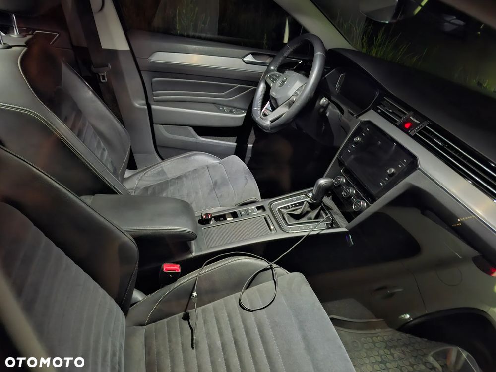 Volkswagen Passat 2.0 TDI 4Mot Elegance DSG - 17