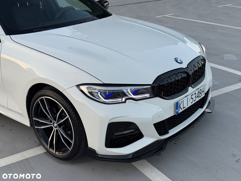 BMW Seria 3 330i xDrive M Sport - 8